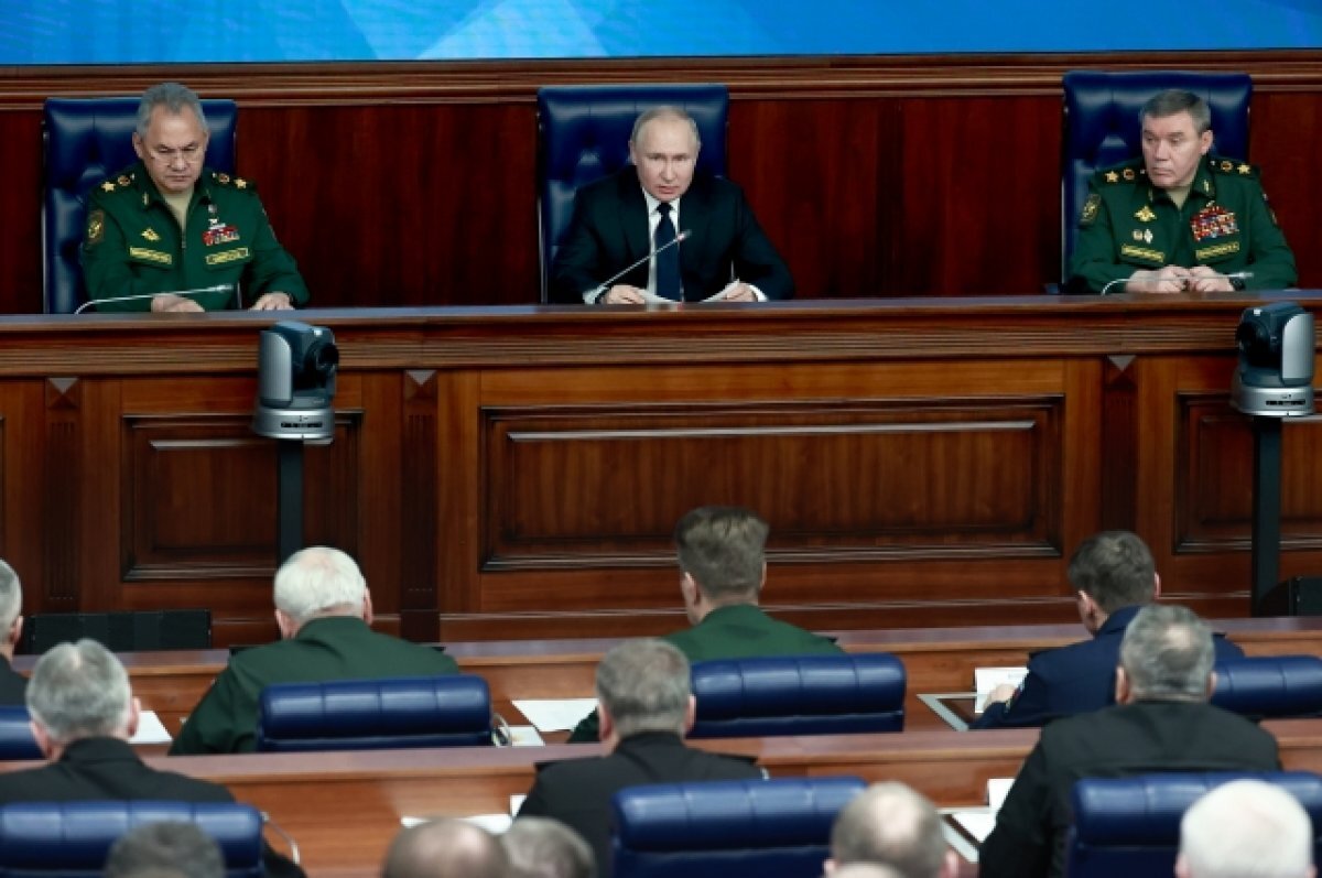    Владимир Путин.