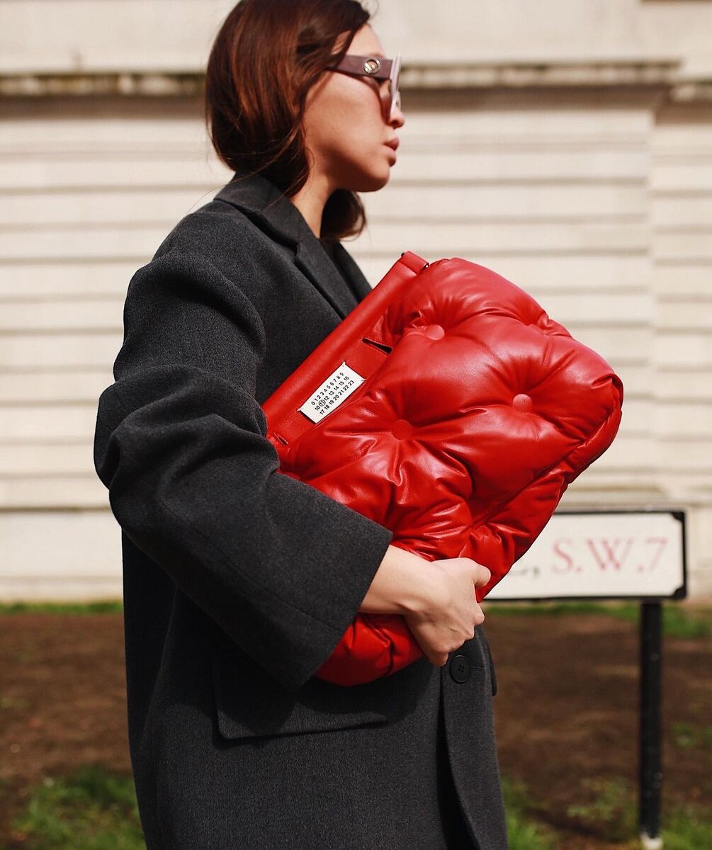    Самая стильная сумка зимыLegion-Media