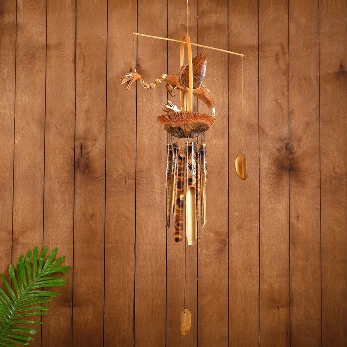 Поющий ветер, хорошо снимает напряжение, но удачу не приносит.