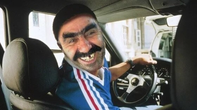 Изображение взято из открытых источников Yandex и нисколько не намекает на утонченный аристократический сарказм джигитов.