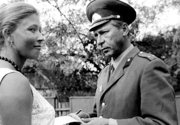 кадр из фильма " Здравствуй и прощай!" 1972 г.