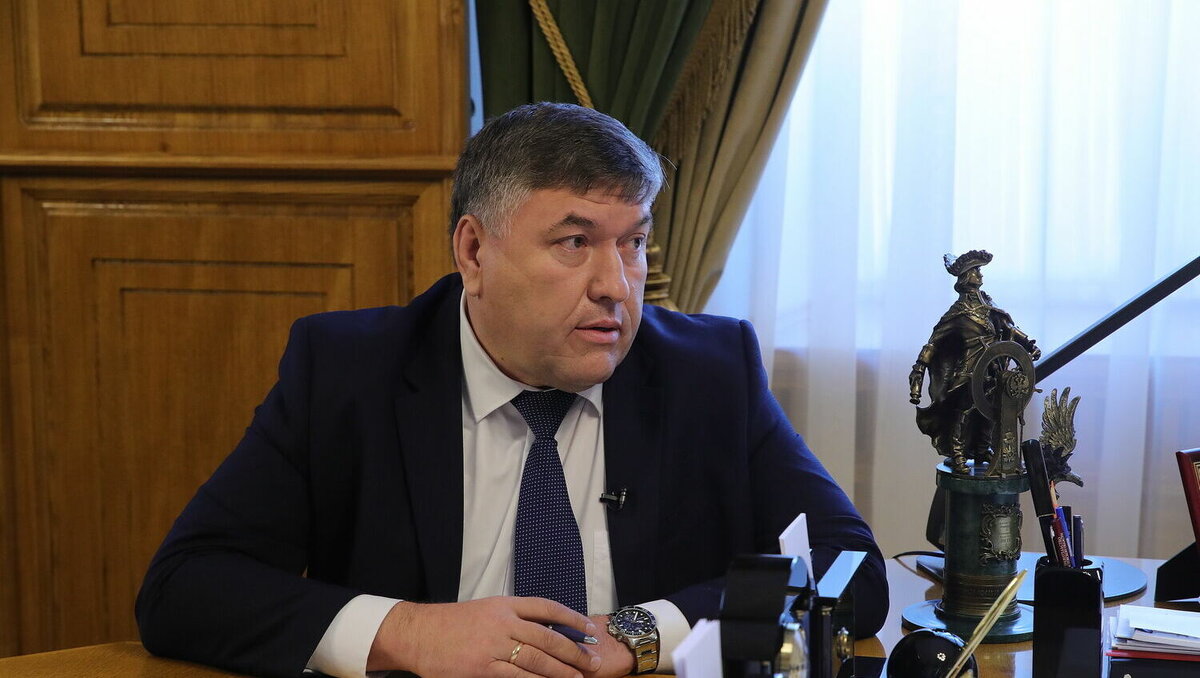     Глава администрации Таганрога Михаил Солоницин намерен обжаловать штраф, выписанный ему за стихийную свалку, сообщают СМИ.