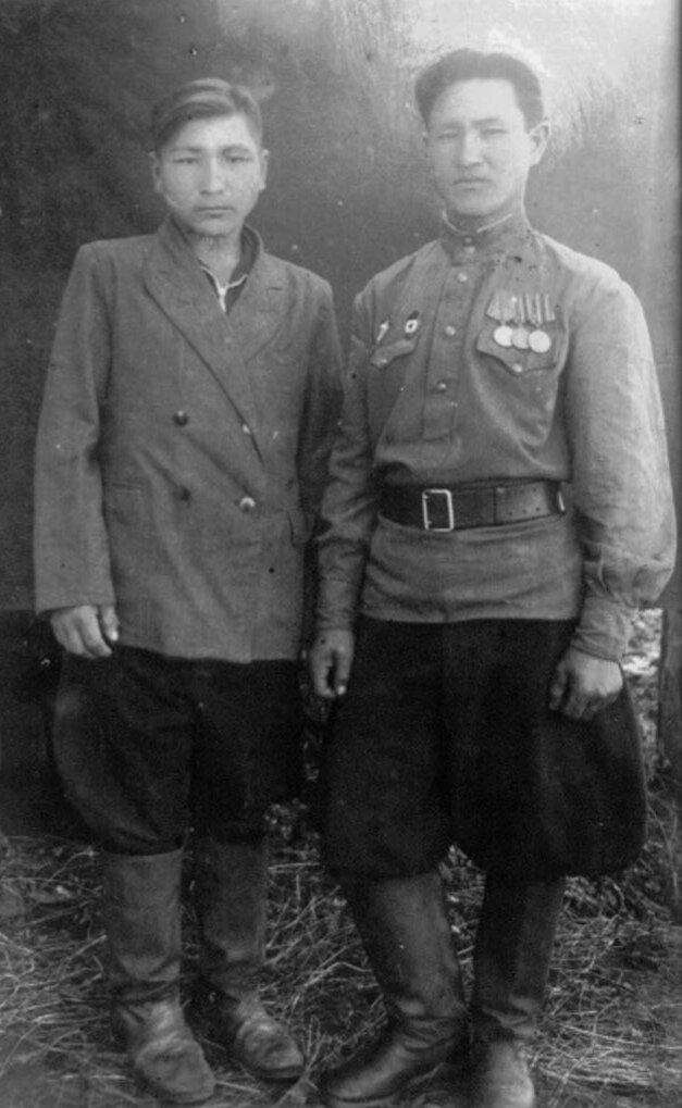 Братья Алим и Тимофей Кукоевы