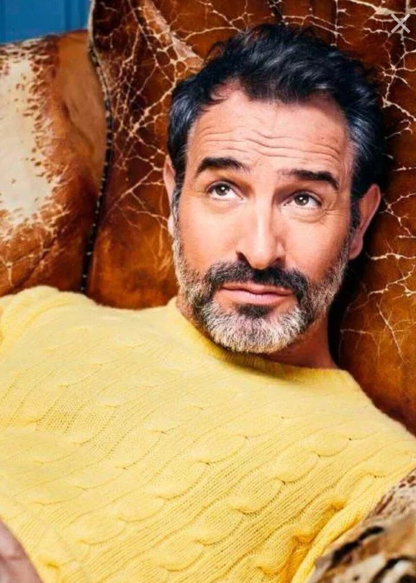 Это не автор сия оригинального произведения. Это Жан Дюжарден. Офигенная роль его в ,, Любовь не по размеру,, У меня статья  прикольная на Дзене об этом  чудесном фильме🔥