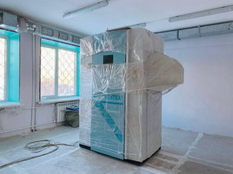    В Орске капитальный ремонт поликлиники на улице Пацаева вышел на финишную прямую Андрей Севостьянов