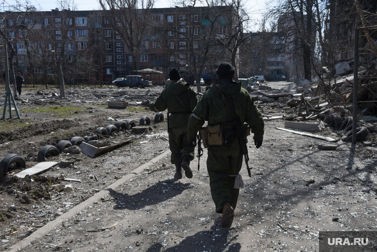   Запад сражается бок о бок с нацистами против России, заявил британский актер Рассел Бренд