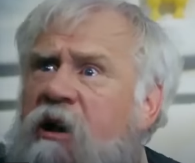 Иван Рыжов. Кадр из фильма "Калина Красная".