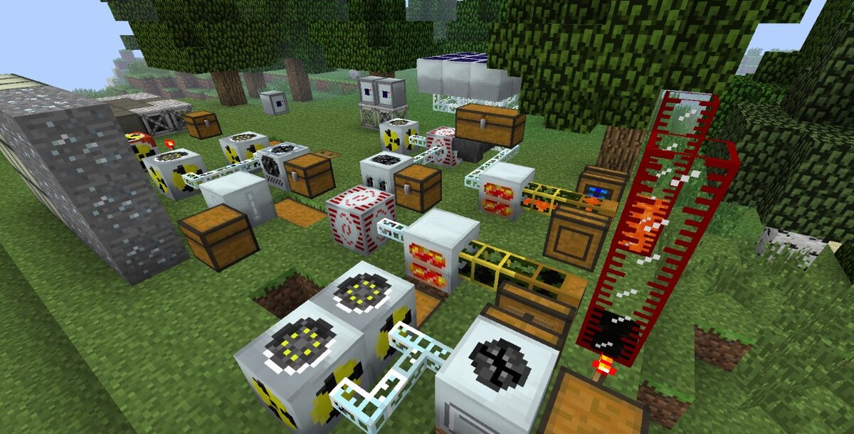 IndustrialCraft 2 - Скачиваний более: 51,000,000 миллионов.