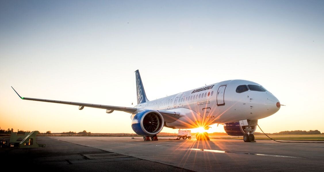 Самый большой контракт на Bombardier CSeries - 75 самолётов CS100 для американской авиакомпании Delta Air Lines - был опротестован Boeing как заключённый по демпинговым тарифам.
Результатом стало наложение штрафных санкций на поставку канадской продукции в США в размере 300% от цены сделки и фактическая передача всех прав на модель европейскому концерну AIrbus, который будет в состоянии продавать самолёты на американском рынке