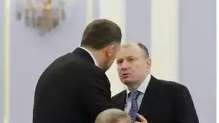 Правообладатель иллюстрации Dmitry Astakhov\tass Image caption Россияне Дерипаска и Потанин решили разрешить корпоративный конфликт в британском суде