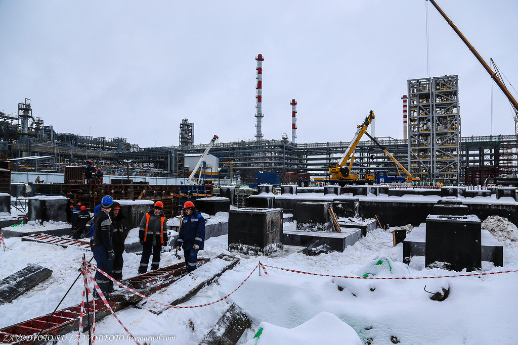 Новороссийский нпз. НПЗ Ухта. Лисичанский нефтеперерабатывающий завод. Новоспасское НПЗ. Яйский НПЗ.