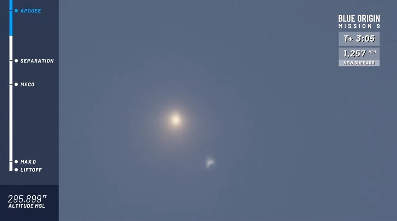 
Включение САС, кадр из видео Blue Origin
