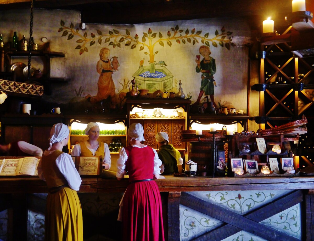 Весь колорит Olde Hansa в одном фото. Согласитесь, круто же?