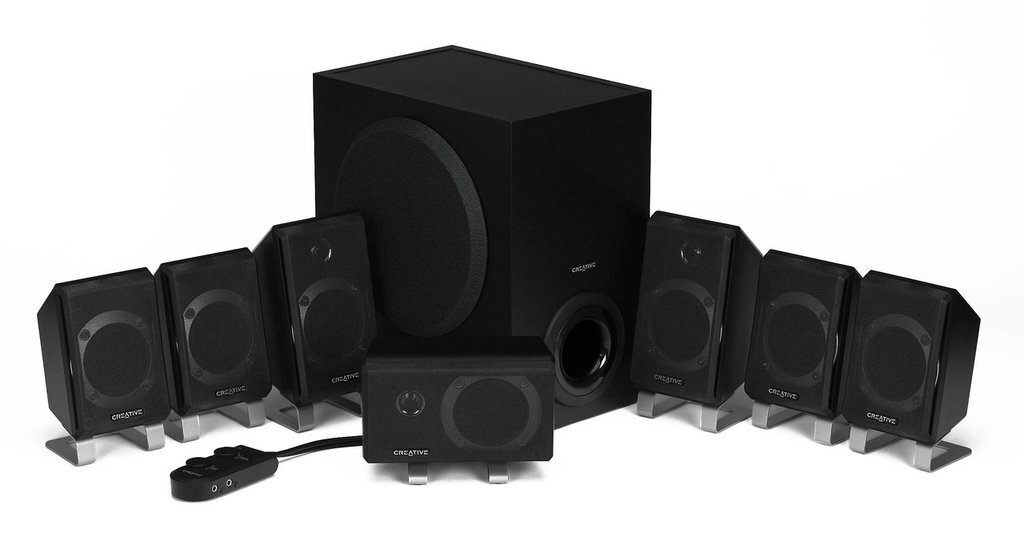 Семиканальная акустическая система с сабвуфером