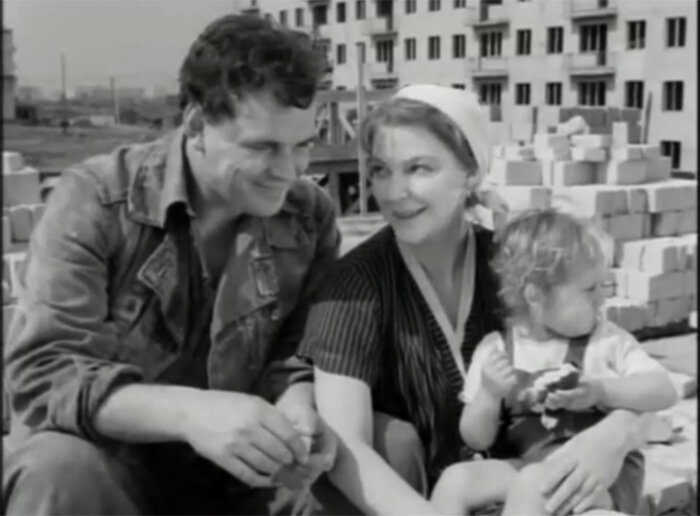 Лев Золотухин. Кадр из фильма «Аннушка» (1959 год). Источник: kino-teatr.ru