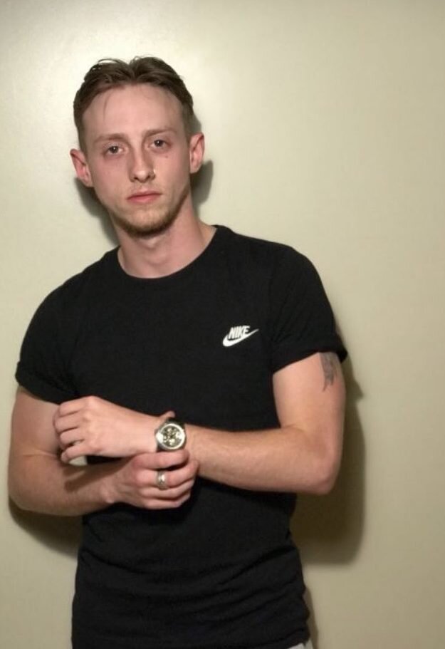  Британский конкурсант Джек Сондерс умер в возрасте 25 лет 