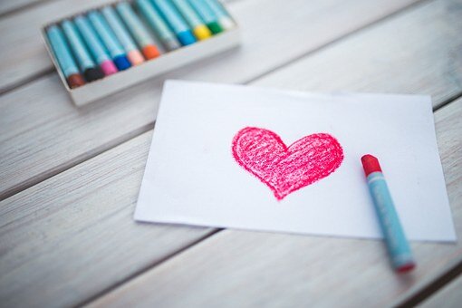 https://cdn.pixabay.com/photo/2015/05/11/14/51/heart-762564__340.jpg