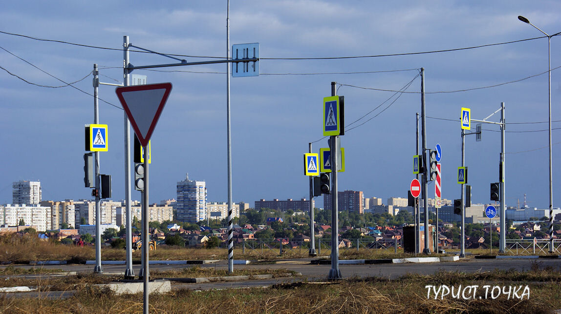 Перекресток светофоров в Ростове на Дону. 23 Светофора Ростов. Левенцовка Ростов светофоры. Окружная 23 в светофор.