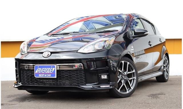 Фото внешности и салона, листайте