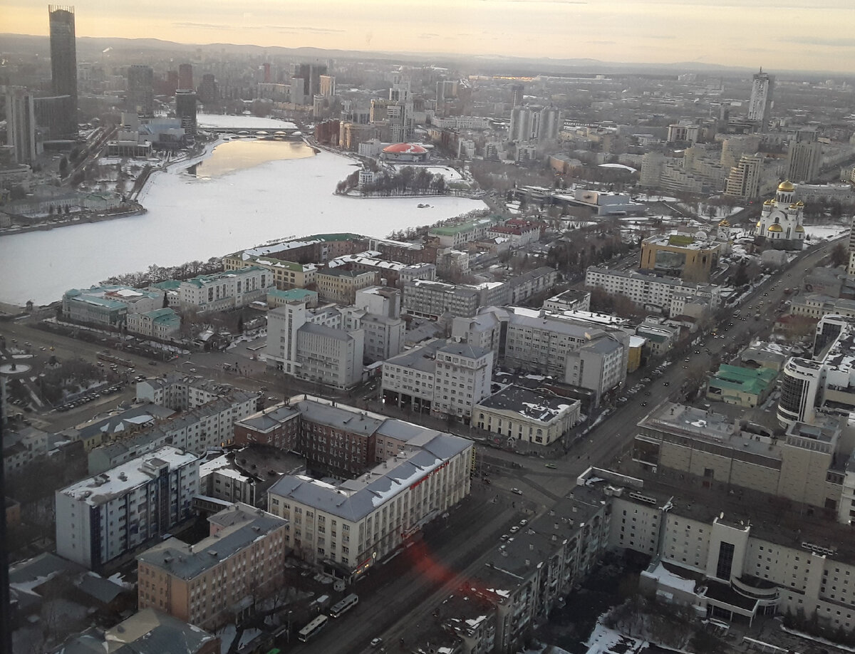 Плотинка с высоты птичьего полёта
