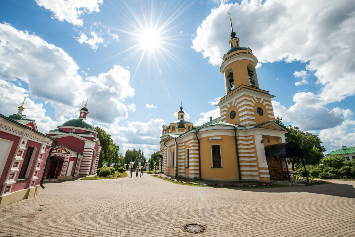 Борисоглебский. Церковь Троицы Живоначальной.