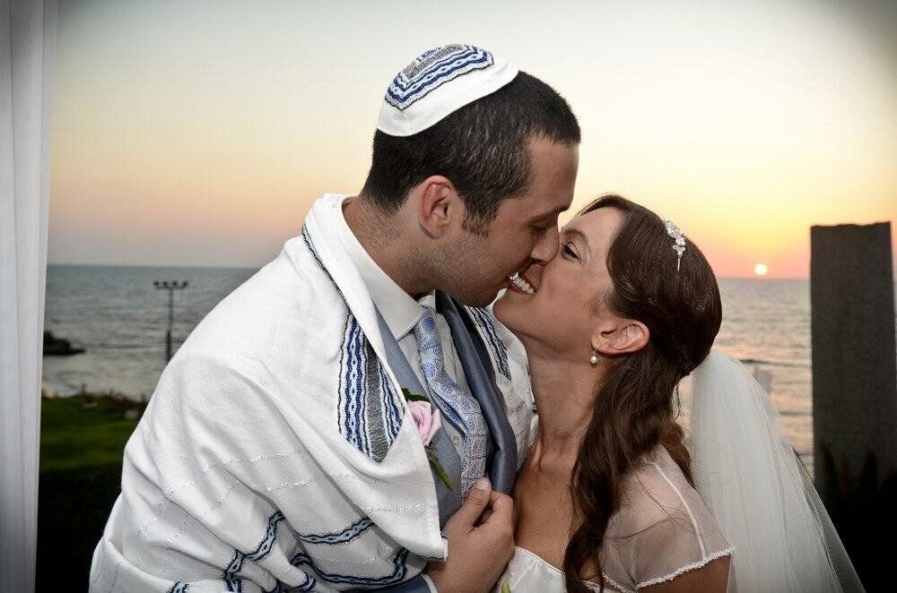 Брачная русской жены. Еврейские пары. Красивые еврейские пары. Свадьба в иудаизме.