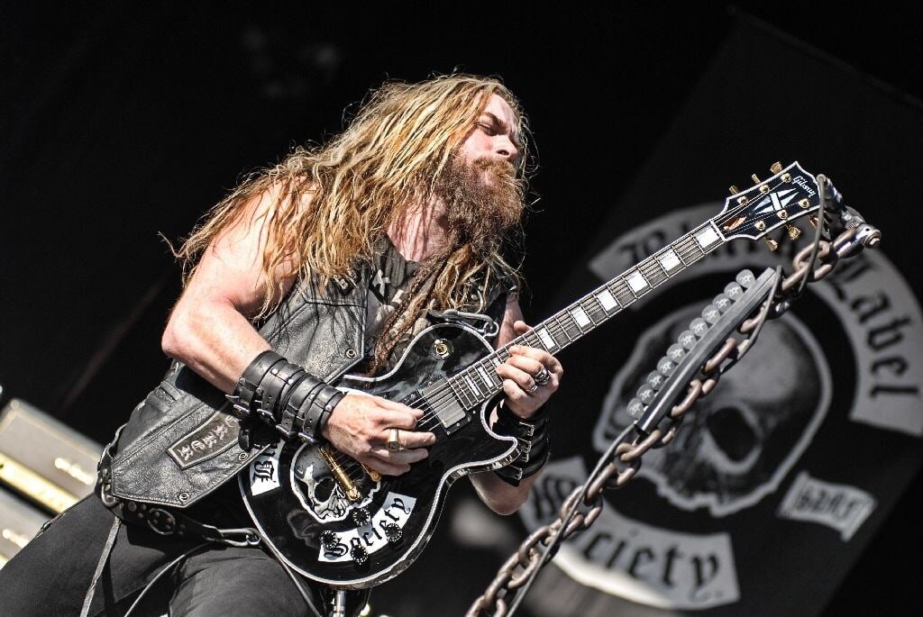 А это Zakk Wylde на одном из своих выступлений