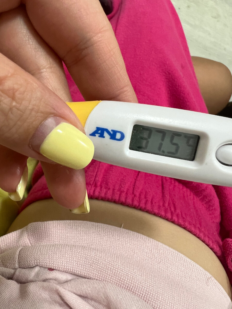 У Насти поднялась небольшая температура