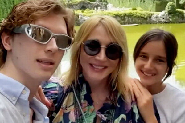 Где почитать новости знаменитостей России - Кристина Орбакайте