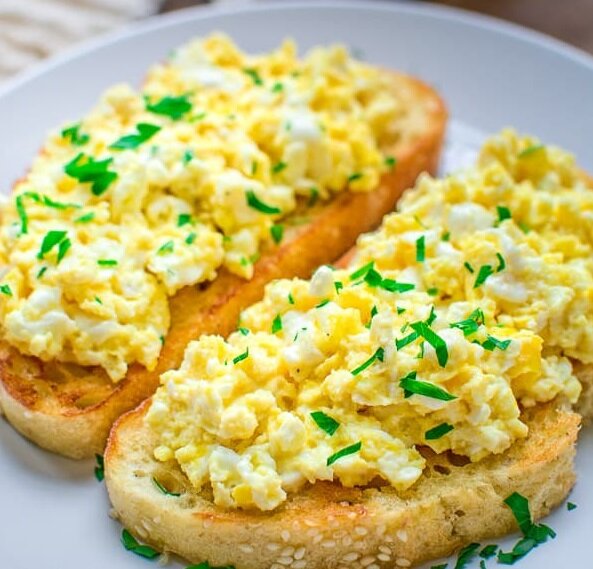 Вкуснейший сытный бутерброд к завтраку всего за 15 минут!