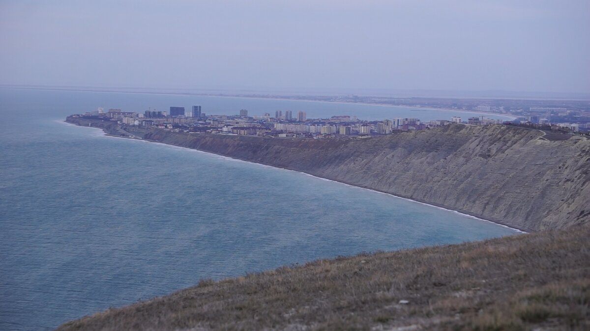 Вид на Анапу с мыса Святого креста.