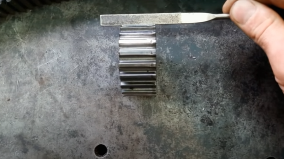 Действительно проверенный способ определить износ ремня ГРМ без съема, а так же узнать сколько он еще прослужит