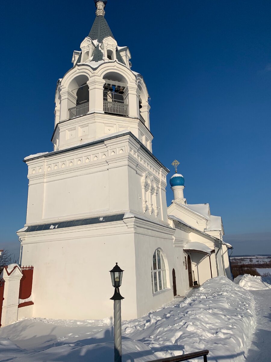 храм Введения Божьей Матери. 