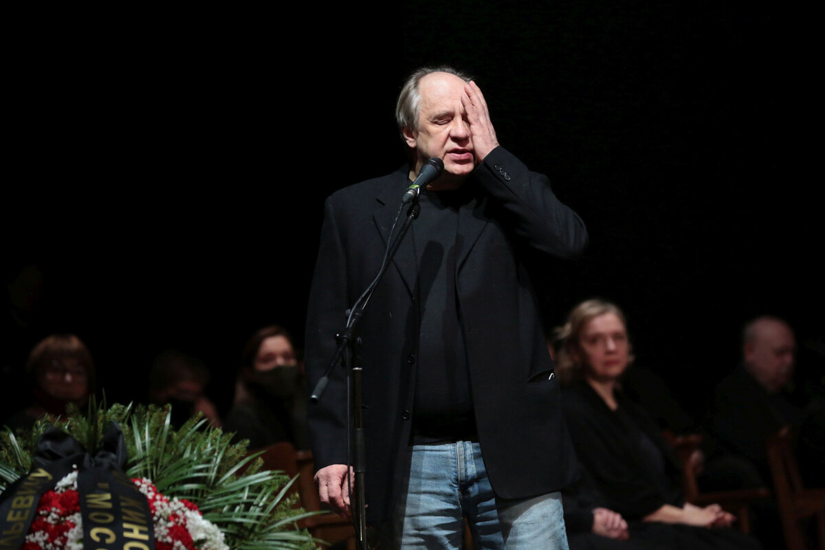 актер Александр Феклистов