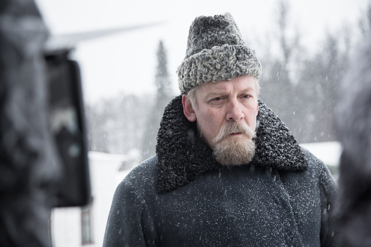 прохор громов угрюм река фильм 2020. сериал угрюм река 2021 доктор. прохор громов угрюм река актер 2020. прохор громов угрюм река 2021. угрюмое лицо.