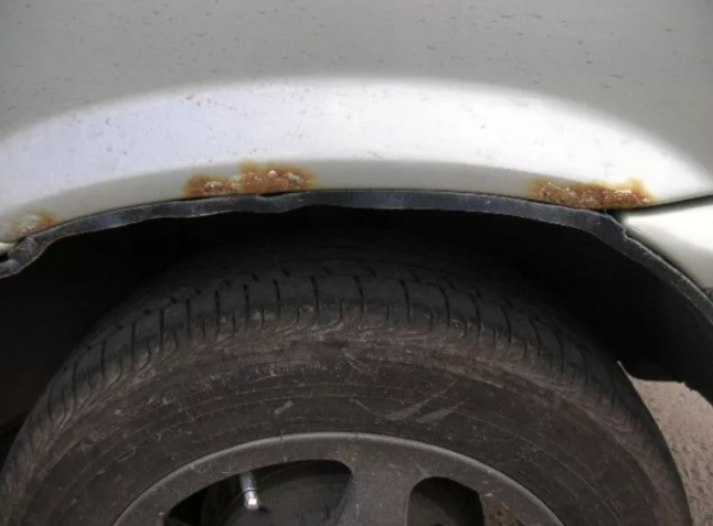 ржавчина на подкрылках моей машины