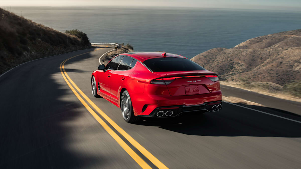 Kia Stinger 2022 салон подсветка