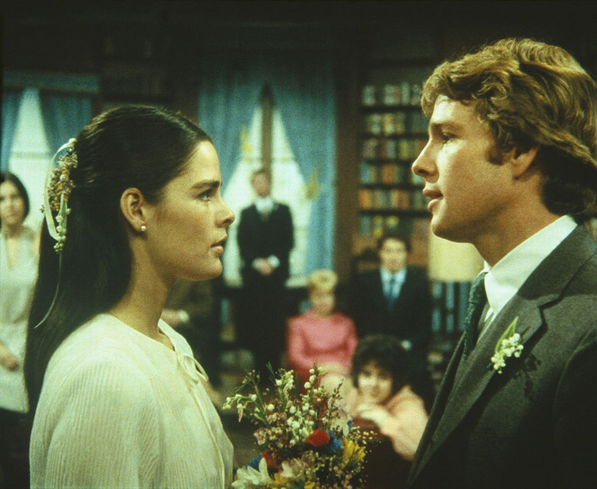 Love story фильм 1970. Эли МАКГРОУ история любви фильм. Ali Macgraw Love story. «История любви» (1970) — Эли МАКГРОУ.