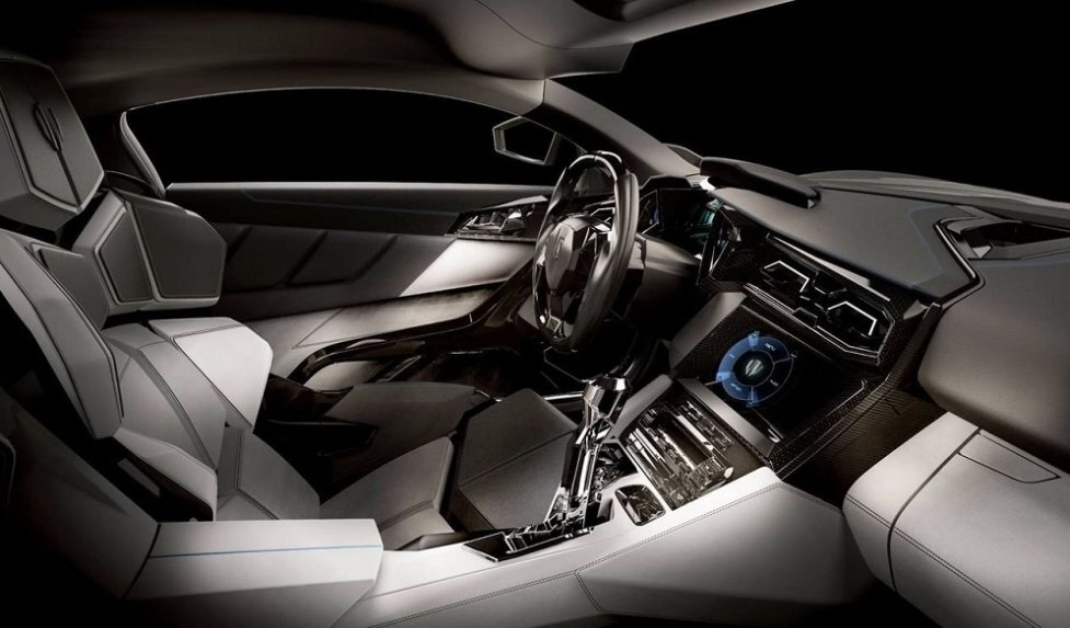                                                   Интерьер W Motors Lykan Hypersport