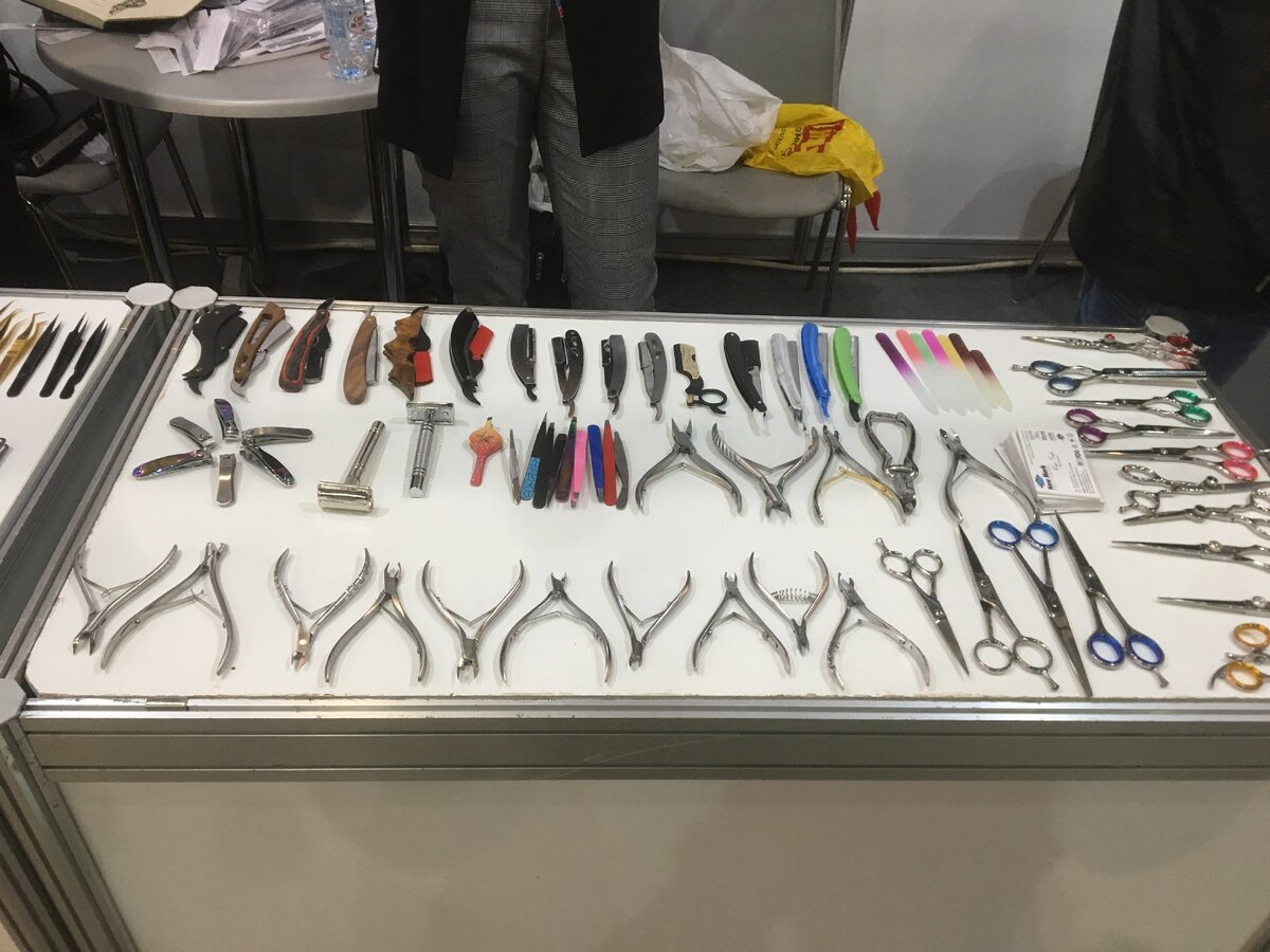 Маникюрные инструменты