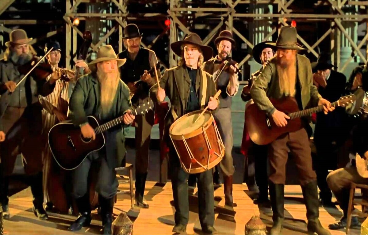 Назад в будущее 3. Кадр из фильма взят из открытого источника