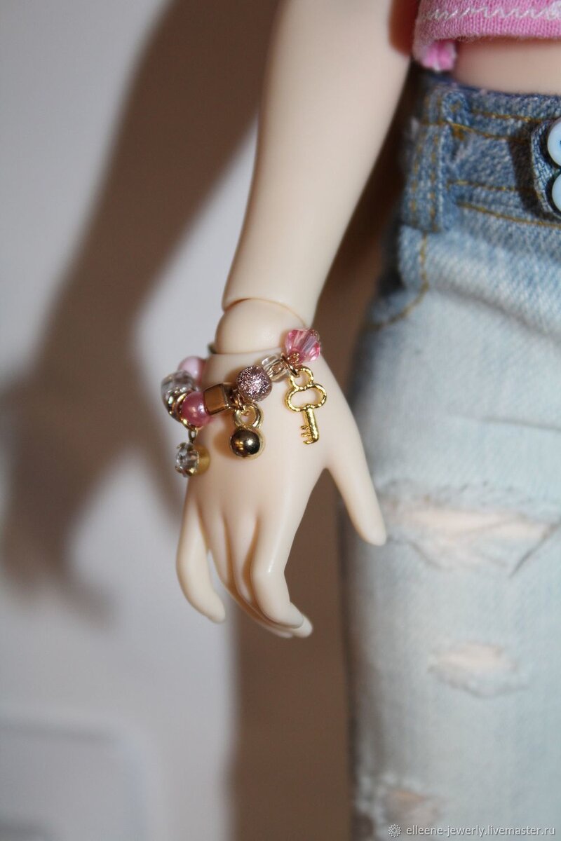https://cs2.livemaster.ru/storage/5e/2d/541849cce957eaaf44c4cf5d169k--kukly-i-igrushki-braslety-dlya-kukol-v-stile-pandora.jpg