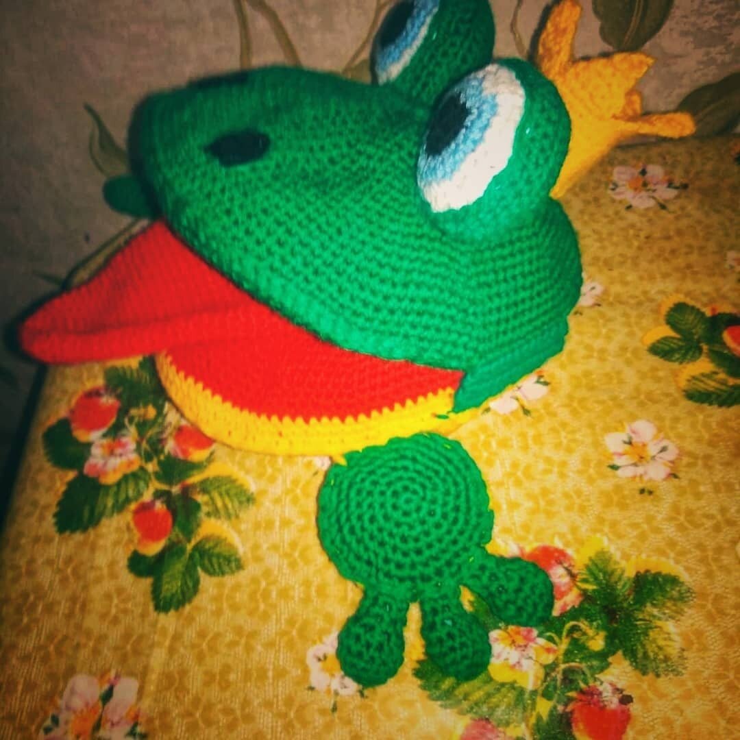 Связать лягушку крючком