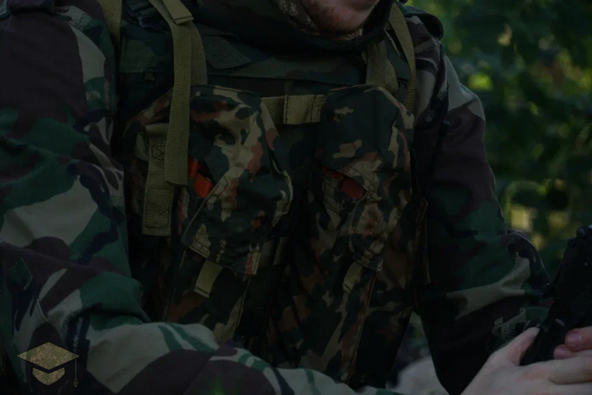 Дебютировал ЖТУ в расцветке ВСР-93 Барвиха, в которой и прошёл всю Вторую Чеченскую Войну.