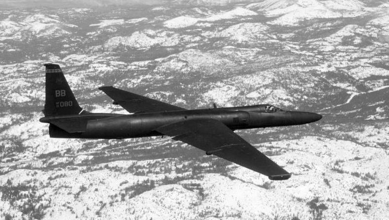 Американский самолет - разведчик U-2.