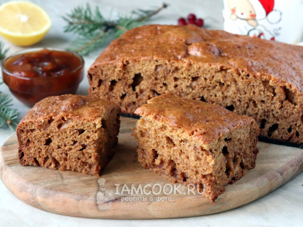 Коврижка на кефире с какао и изюмом