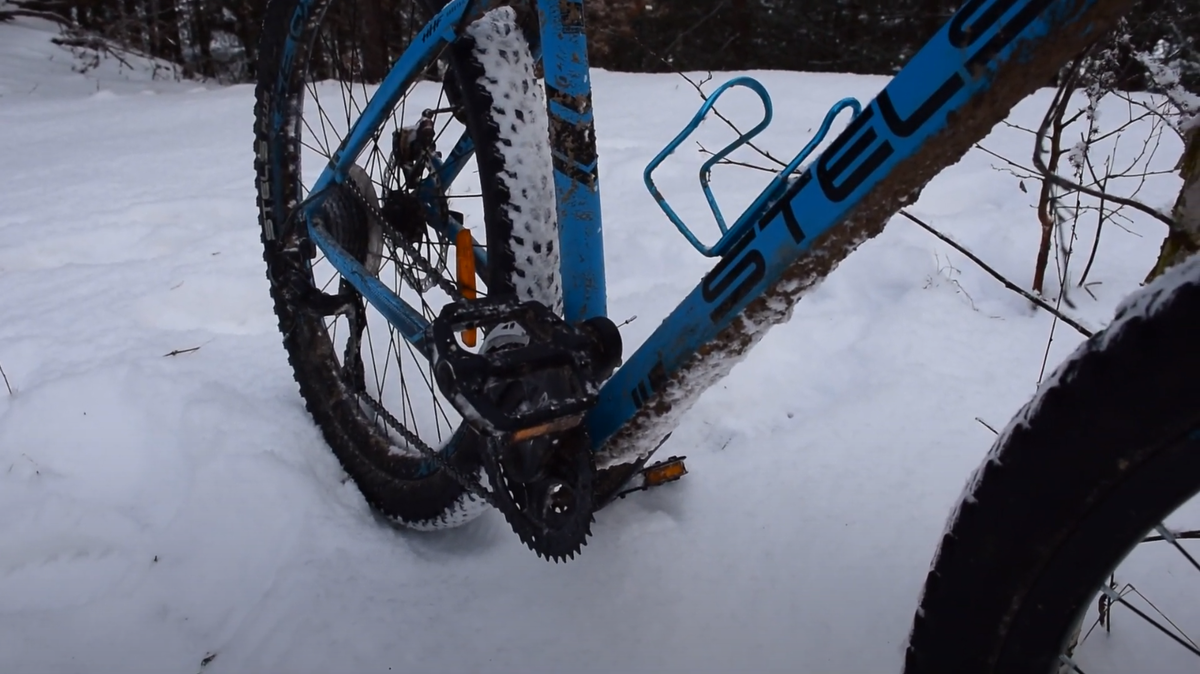 Вот заднее колесо этого агрегата с другой планеты :)