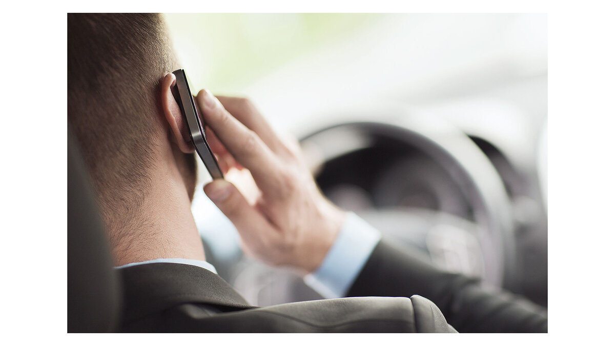    %Смартфон© fotolia.com / Syda Productions