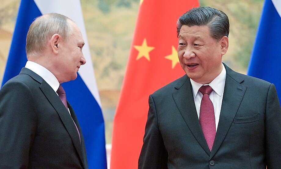 4 февраля 2022 года. Китай. Пекин. Президент РФ Владимир Путин и председатель КНР Си Цзиньпин (слева направо) во время встречи в государственной резиденции Дяоюйтай. Фото: Алексей Дружинин/пресс-служба президента РФ/ТАСС