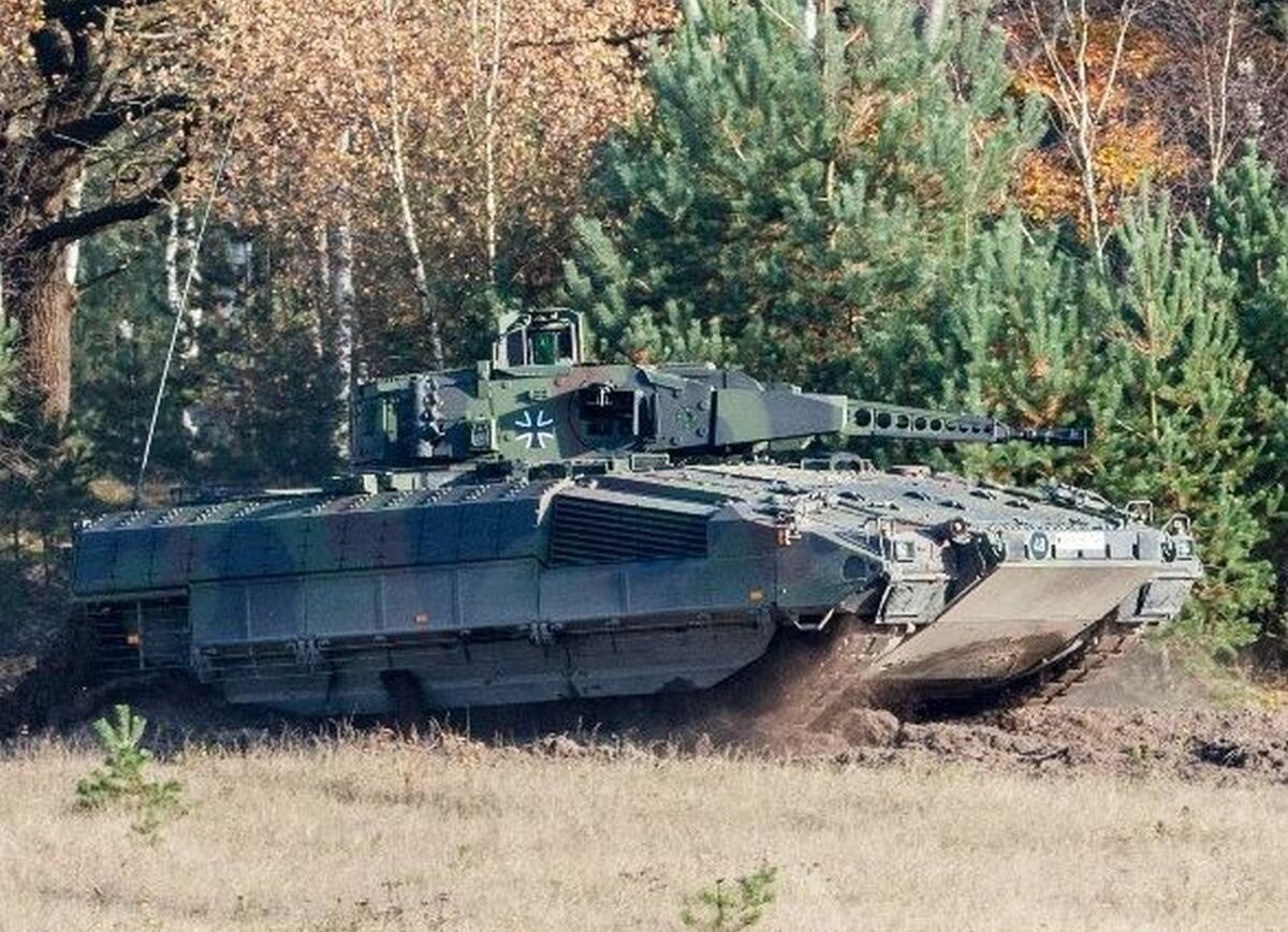 БМП "Пума" на промежуточных испытаниях, 2016 год.